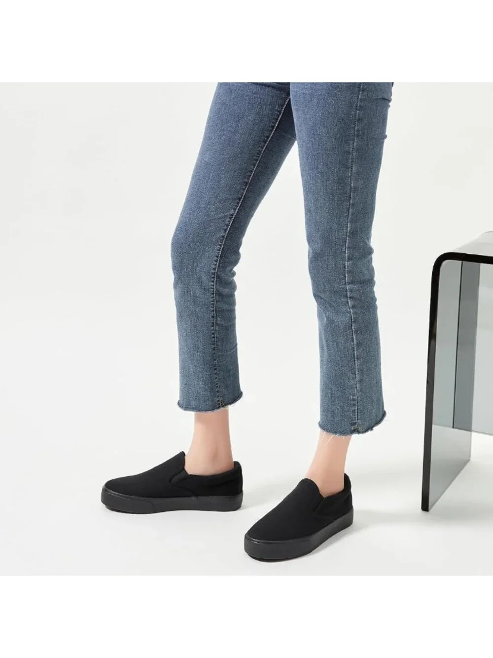 Stylish Women's Canvas Slip-On Sneakers | Non-Slip Loafers for Comfort & Style